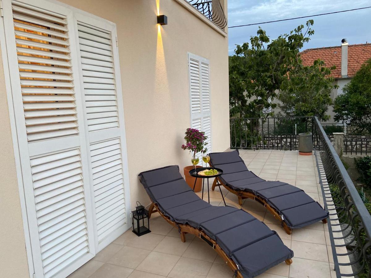 Apartman Noni Biograd na Moru Kültér fotó